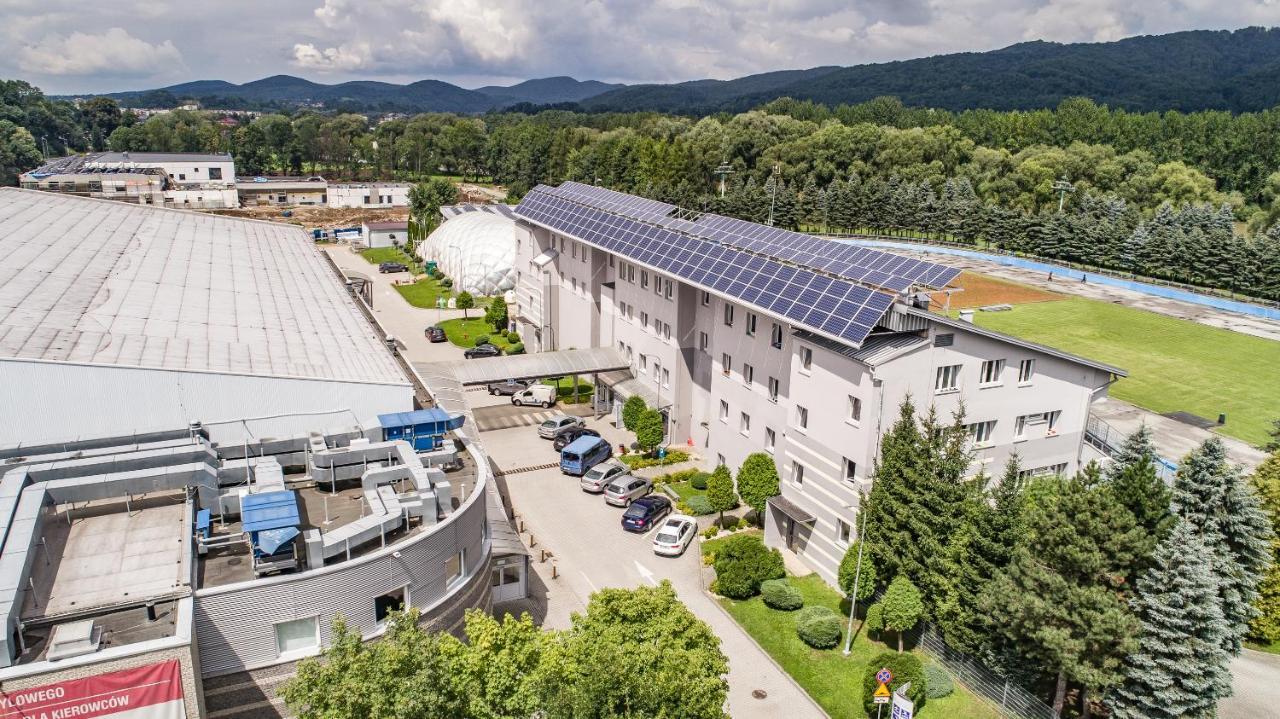 Hotel Dom Sportowca Blonie - Mosir Sanok Exteriér fotografie