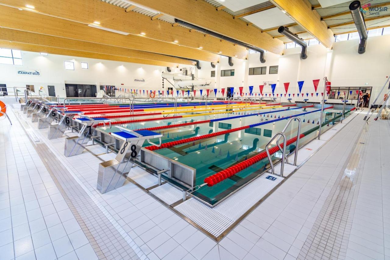 Hotel Dom Sportowca Blonie - Mosir Sanok Exteriér fotografie