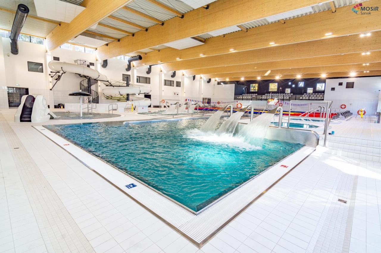 Hotel Dom Sportowca Blonie - Mosir Sanok Exteriér fotografie